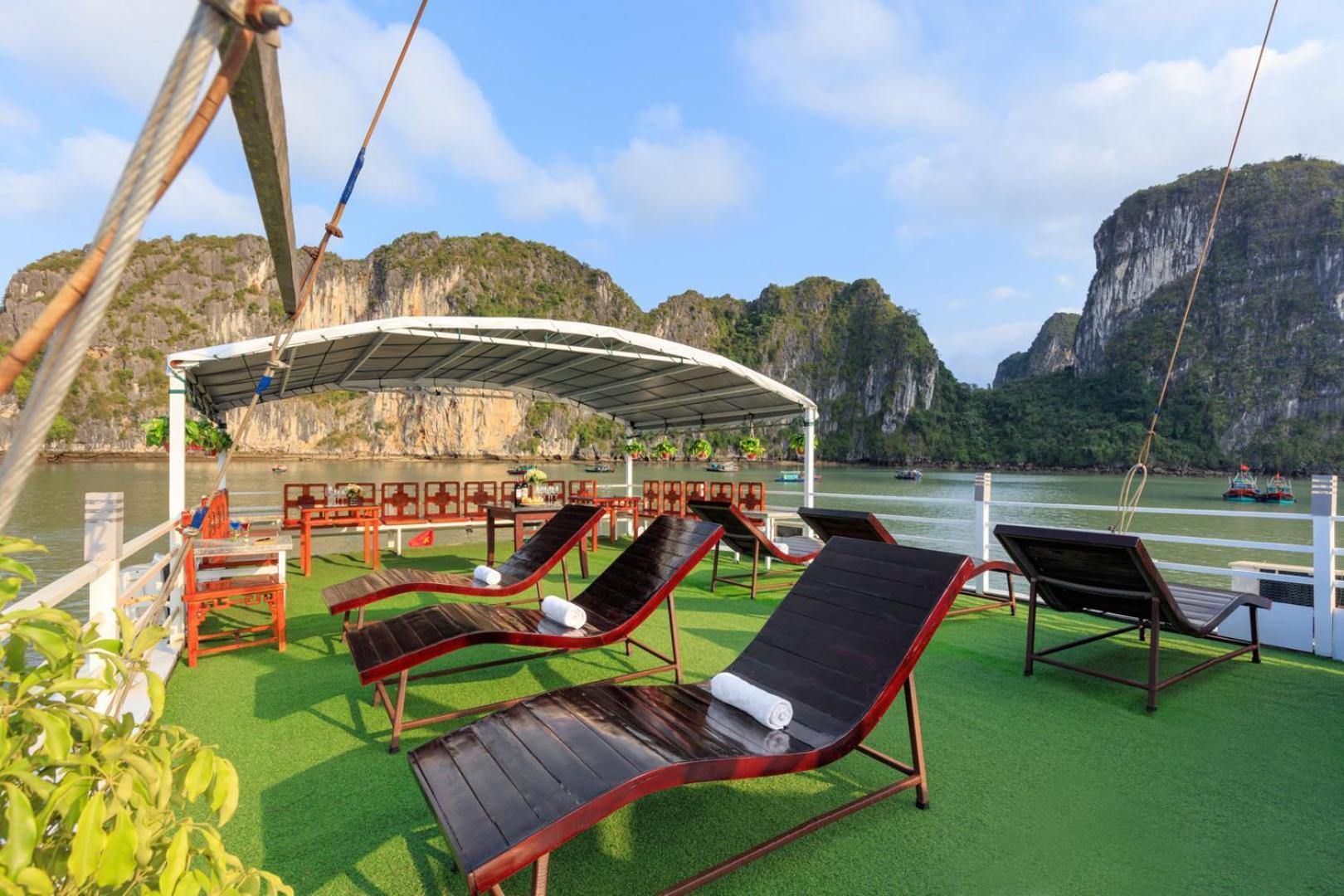 Cozy Bay Classic Cruise Ha Long Exteriér fotografie