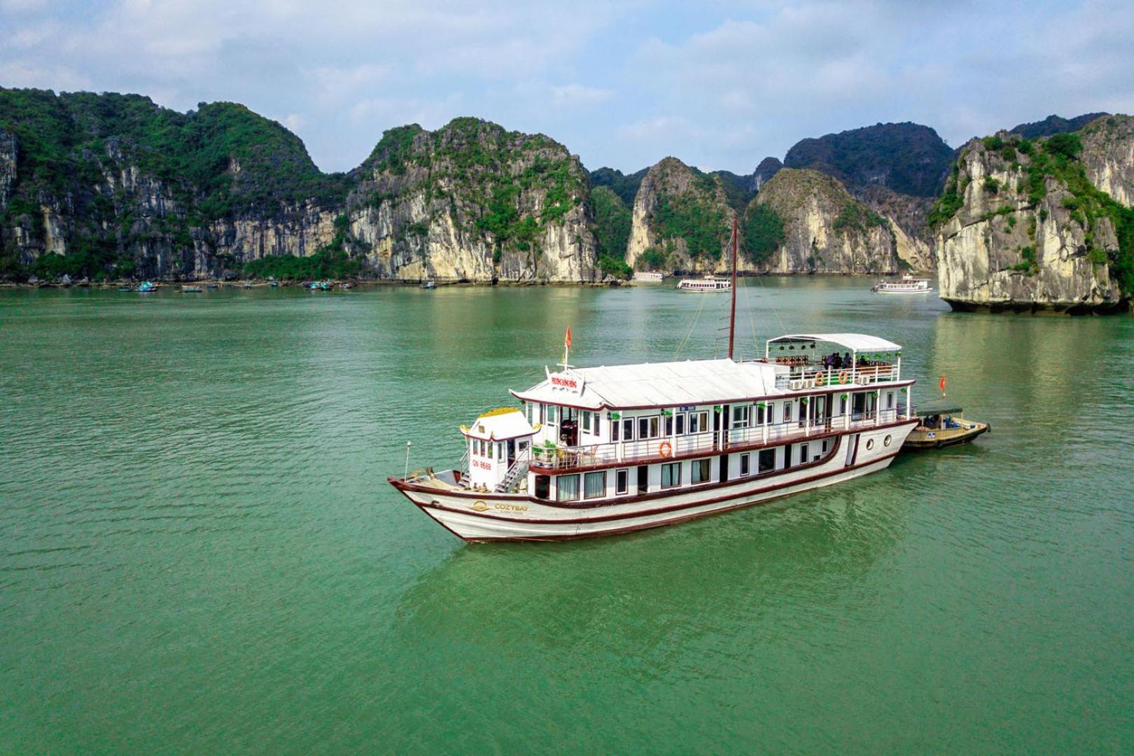 Cozy Bay Classic Cruise Ha Long Exteriér fotografie