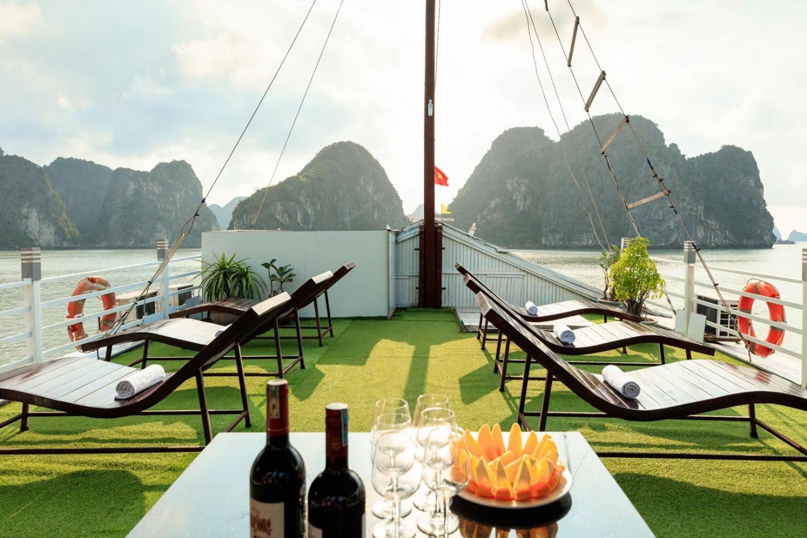 Cozy Bay Classic Cruise Ha Long Exteriér fotografie