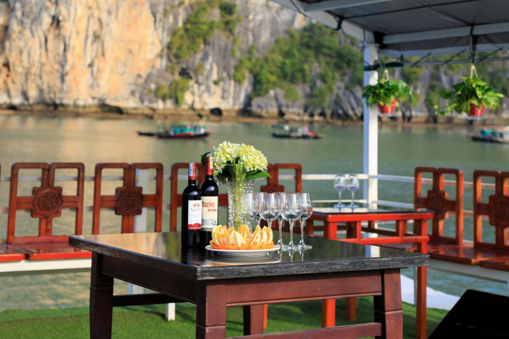 Cozy Bay Classic Cruise Ha Long Exteriér fotografie