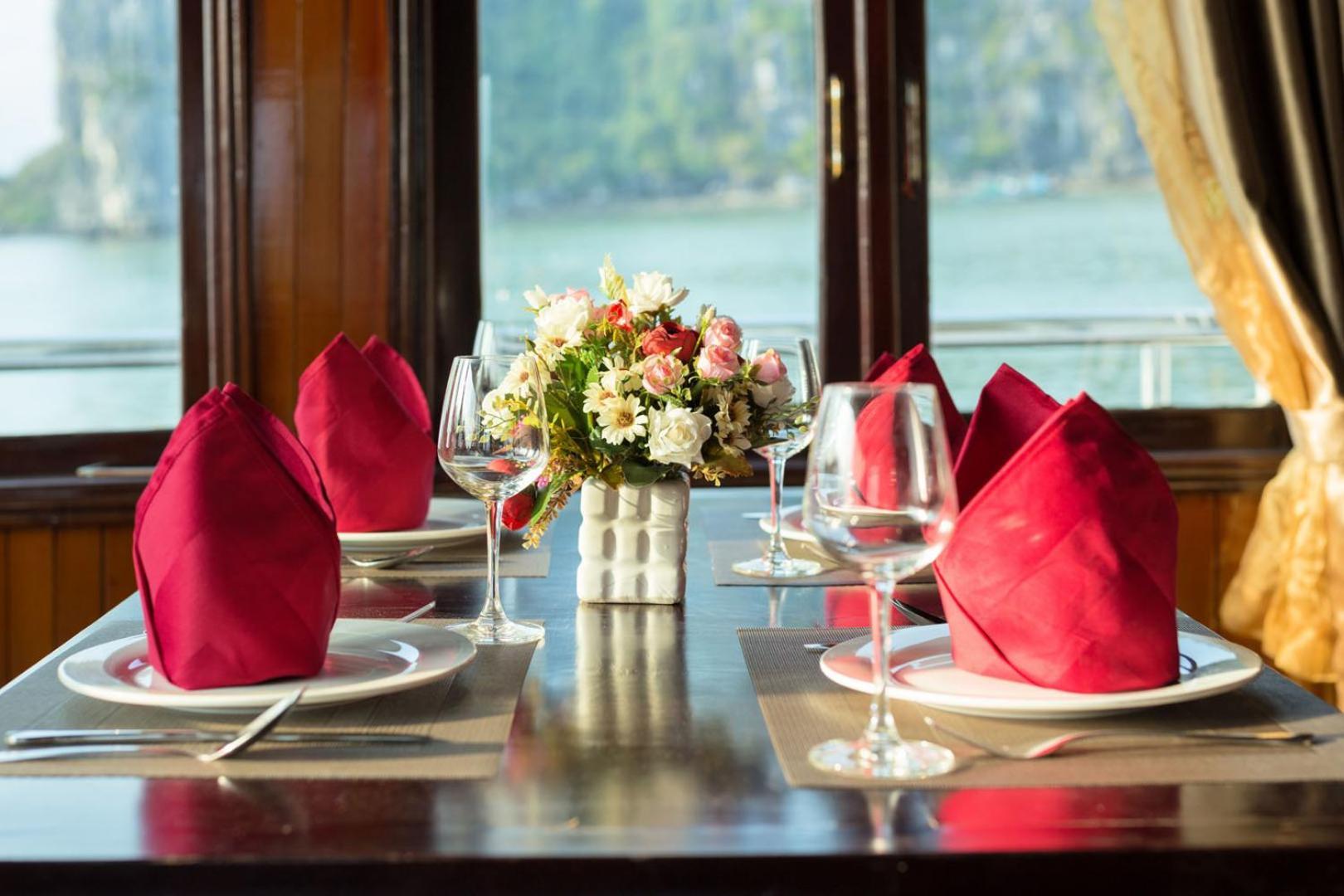 Cozy Bay Classic Cruise Ha Long Exteriér fotografie